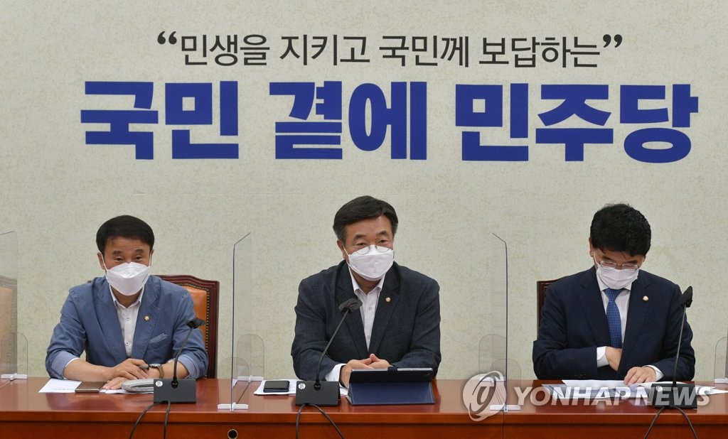 정책조정회의 발언하는 윤호중