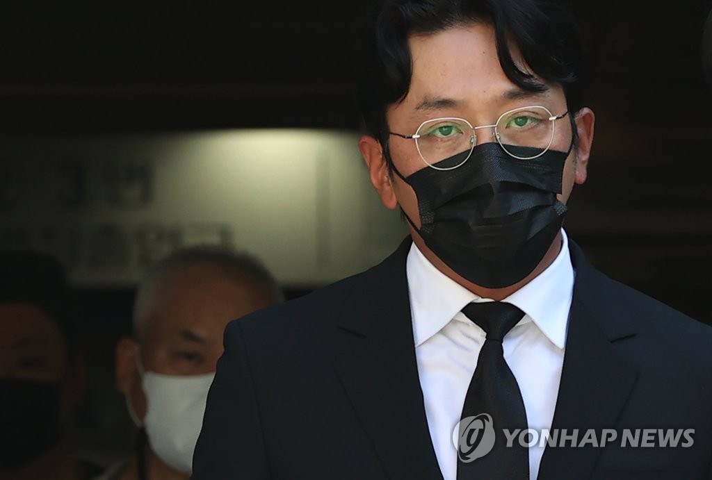 '프로포폴 불법투약' 하정우 1심 벌금 3천만원