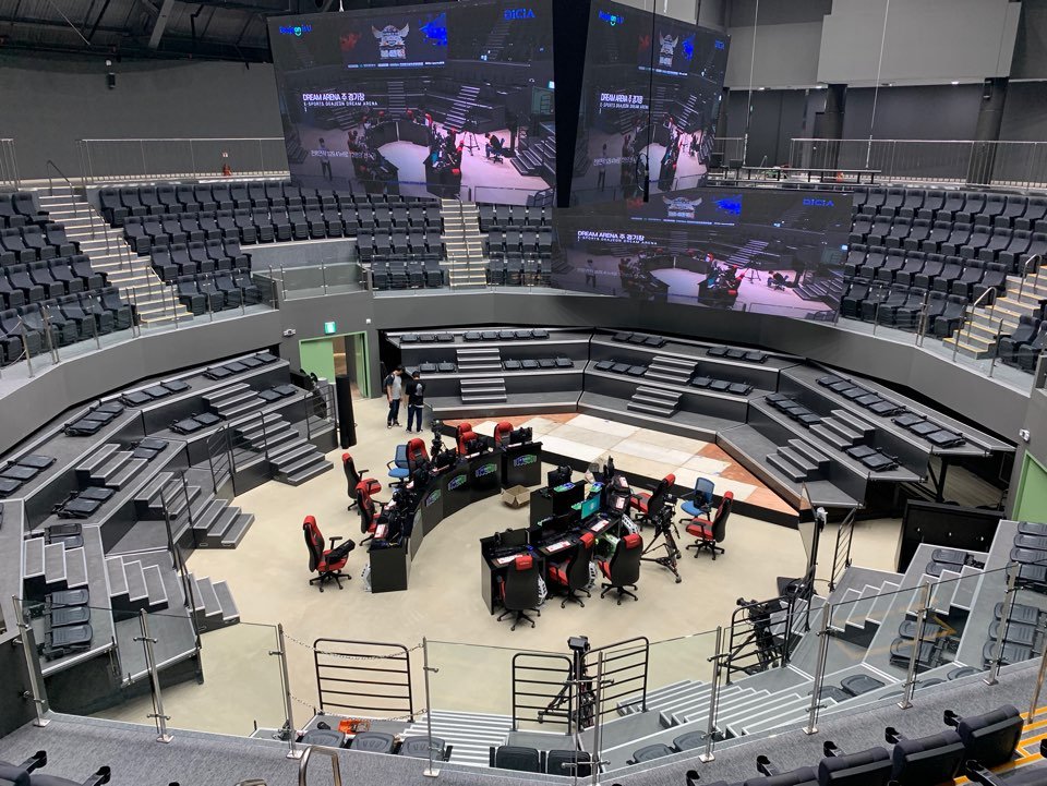 E-sports gym E-sports gym