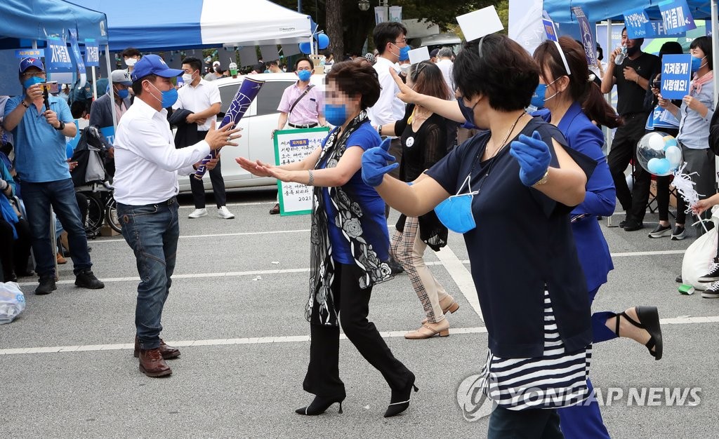흥겨운 민주당 합동연설회