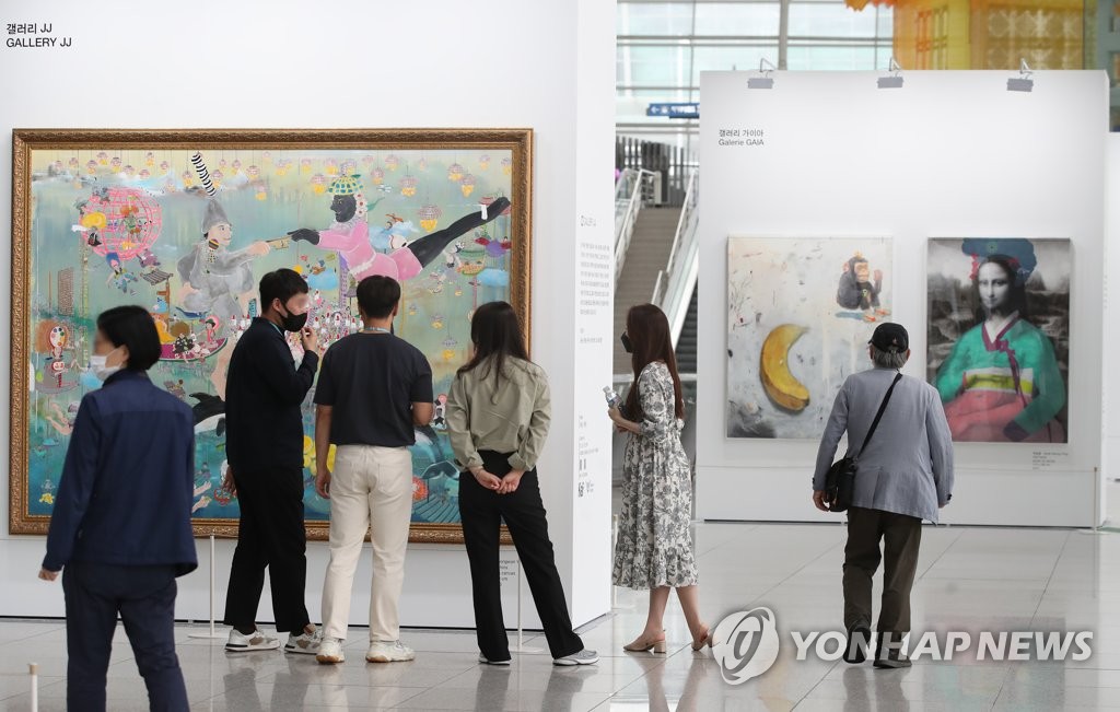 Art exhibition at airport Art exhibition at airport