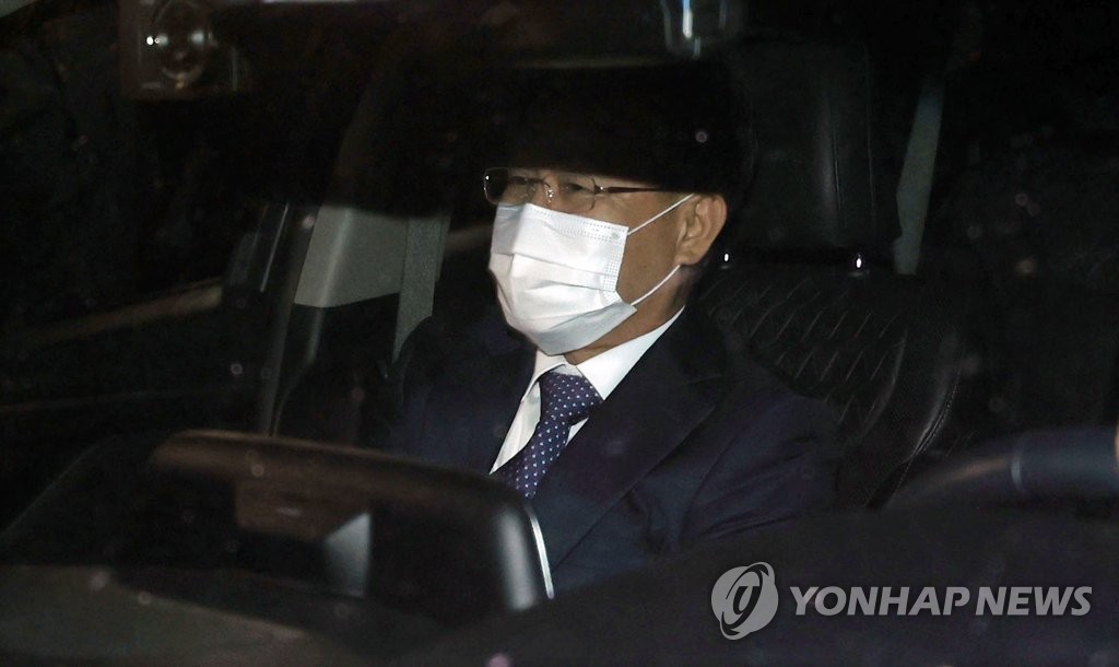 경찰 조사 마친 화천대유 대주주 김만배