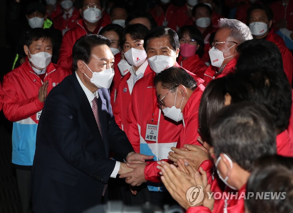 필승결의대회 참석하는 윤석열