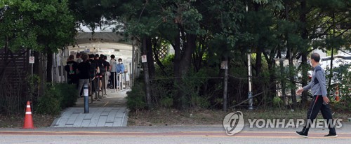 낯설지 않은 모습