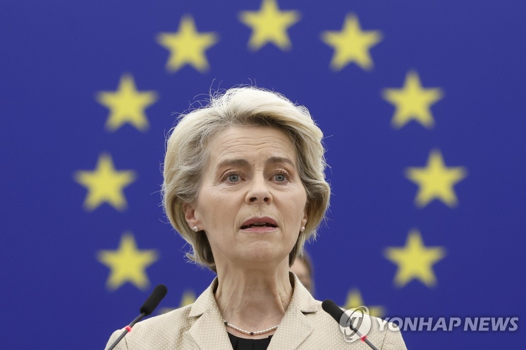 폰데어라이엔 EU 집행위원장 "우리도 유럽식 IRA로 응답해야"