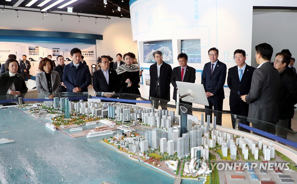 국회 2030 엑스포 유치 특위 부산항 방문
