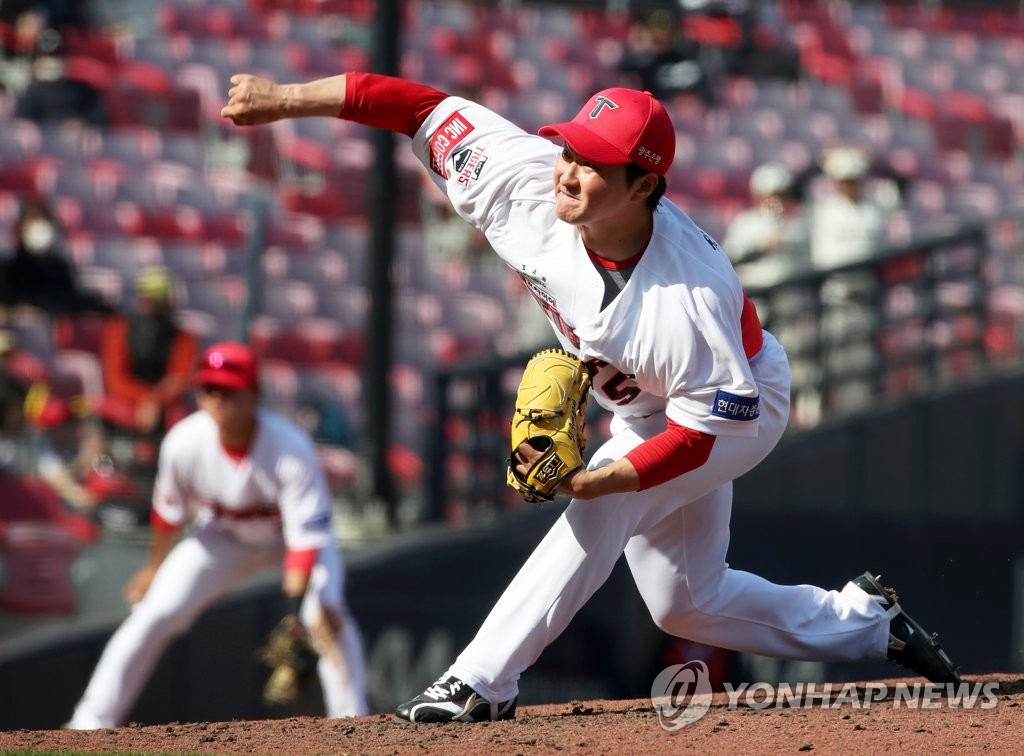 투구하는 전상현