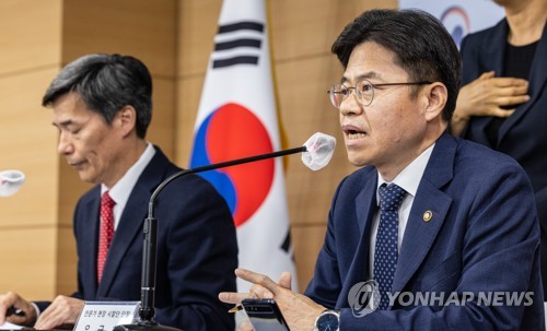 후쿠시마 원전 현장시찰 계획 말하는 유국희 원안위원장