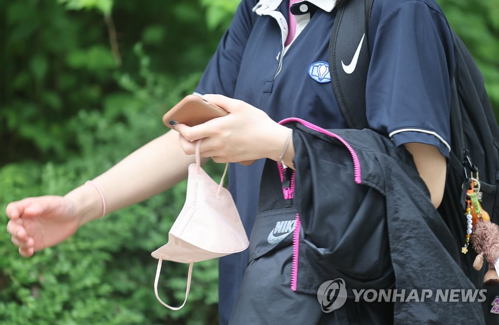 6월 방역 완화 후 등굣길
