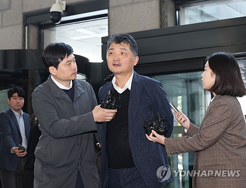Questioning necessary for Kakao founder for suspected stock rigging: prosecution