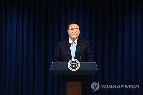  Yoon inicia su 3er. año de mandato presionado para comunicarse mejor con el pueblo y el Parlamento