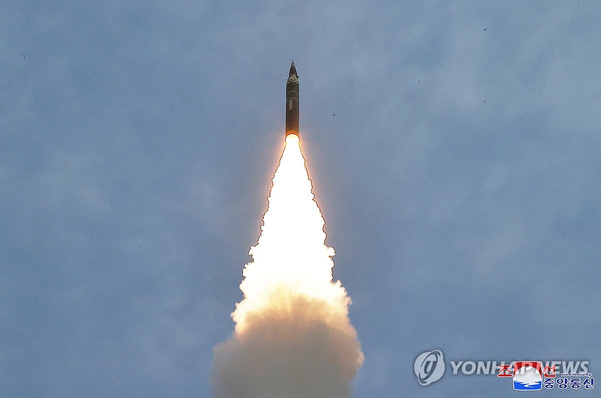 북, 탄도미사일 발사…25일만에 무력 도발