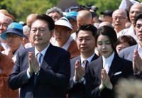 Yoon credits closer S. Korea-U.S. ties with helping Buddhist relics return home