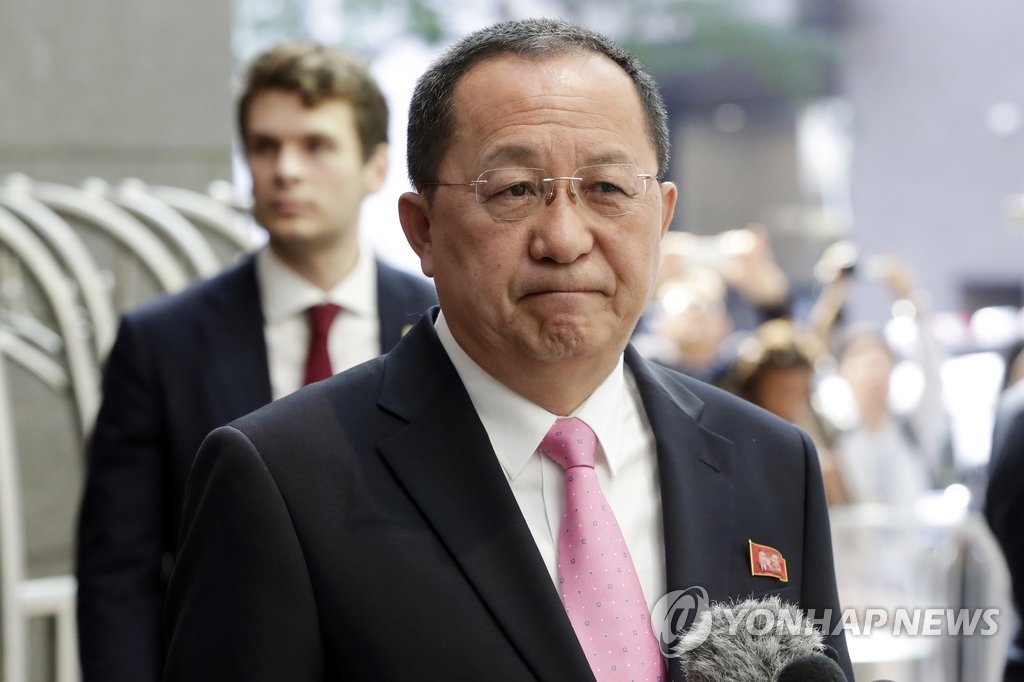 وزير خارجية بيونغ يانغ : بلاده لن تقبل أي تفاوض يستهدف أسلحتها النووية - 1