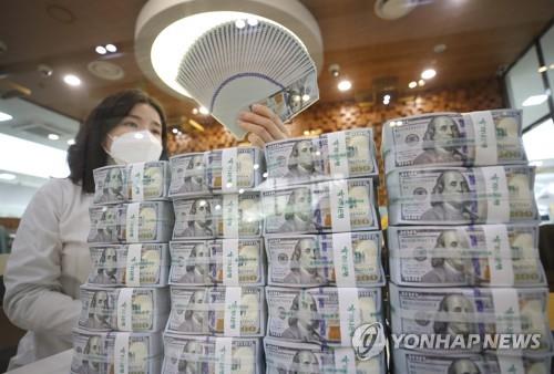 تراجع احتياطي النقد الأجنبي لكوريا الجنوبية في أغسطس بفعل قوة الدولار الأمريكي - 1
