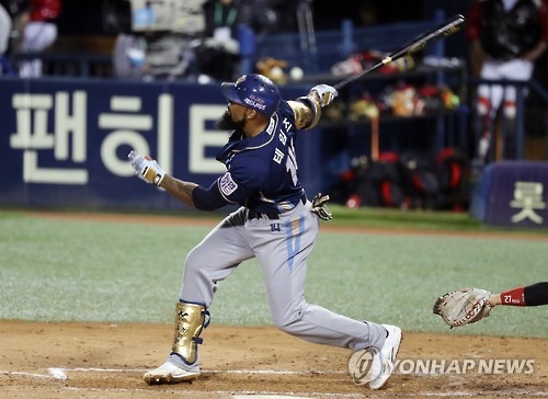 Eric Thames, ex-Korea import, hoping to flex muscles for A's