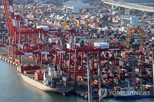 S. Korea's trade surplus with U.S. drops for 13th straight month - 1