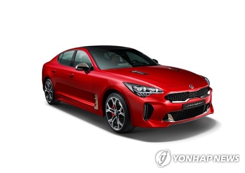 Kia Stinger GT Interior Named One of Wards 10 Best