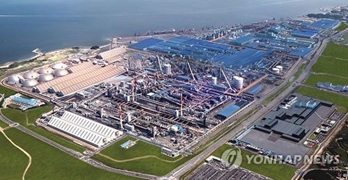 This aerial photo provided by Hyundai Steel shows the company's plant in Dangjin, about 120 kilometers of southwest of Seoul. (Yonhap)