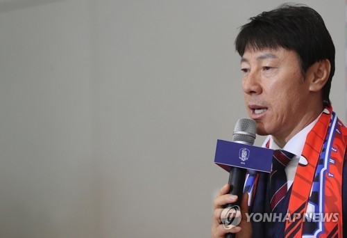 (LEAD) S. Korea to pit current boss vs. other candidates in football coaching search