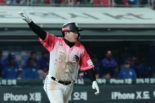 (Asian Games) Two hot hitters named to nat'l baseball team in roster change