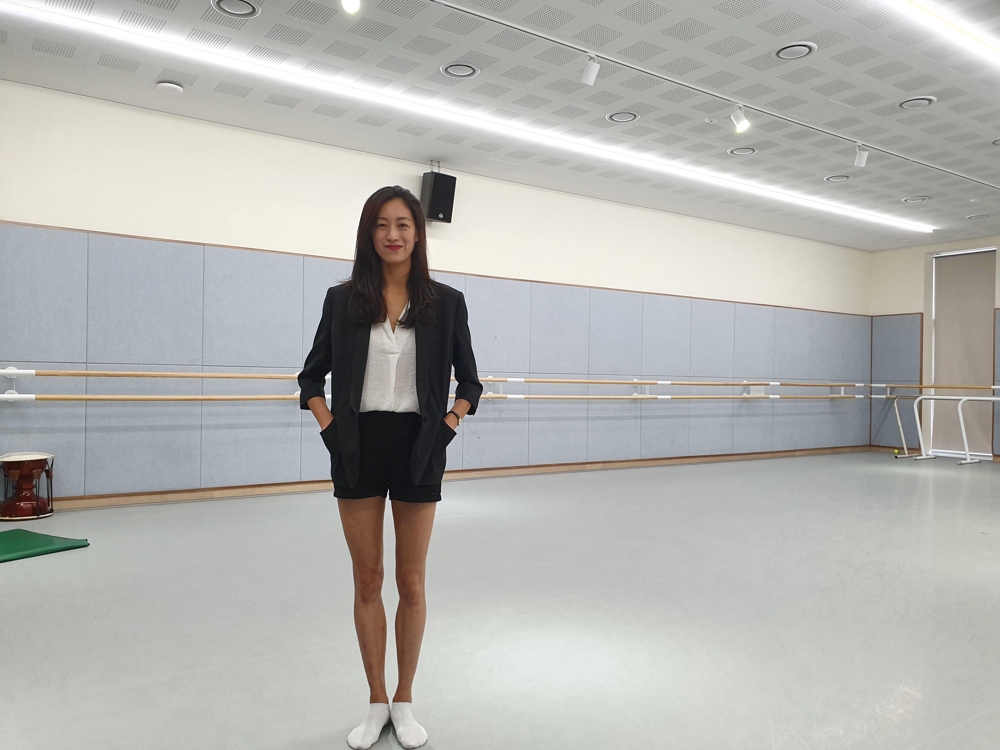 Yonhap Interview) Lee Sang-eun makes her height special in ballet | Yonhap News Agency