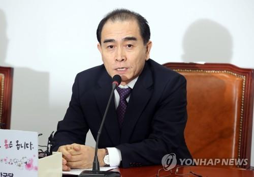 Thae Yong-ho, a former senior North Korean diplomat who defected to South Korea in 2016, speaks during a press conference at the National Assembly in Seoul on Feb. 11, 2020. Thae joined the main opposition Liberty Korea Party and will run in the April 15 general elections on the party's ticket. (Yonhap)