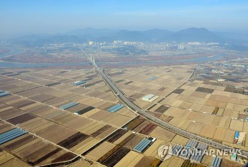 S. Korea's arable land inches down 0.9 pct in 2019