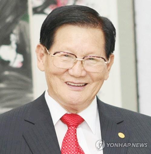 Shincheonji founder to be tested for coronavirus