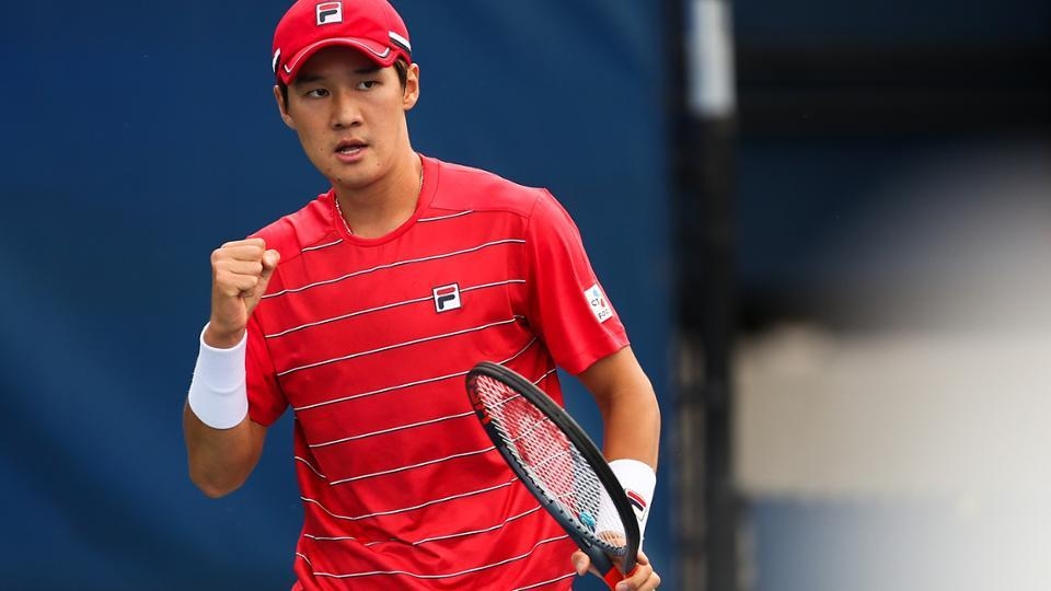 In this photo provided by the United States Tennis Association, Kwon Soon-woo of South Korea celebrates a point against Thai-Son Kwiatkowski of the United States during the men's singles first round match at the U.S. Open at Billie Jean King National Tennis Center in New York City on Aug. 31, 2020. (PHOTO NOT FOR SALE) (Yonhap)