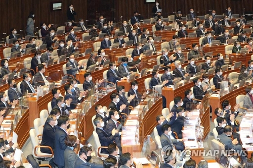 (Yearender) S. Korea takes long overdue steps to rein in prosecution service, but task far from over