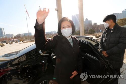 Former Startups Minister Park Young-sun (Yonhap)