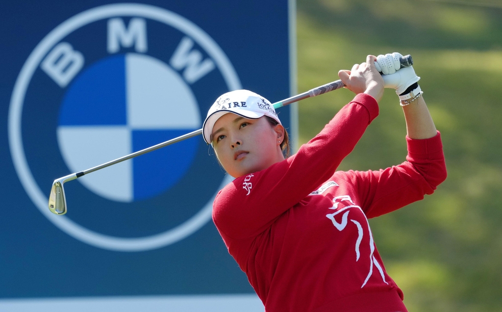 LPGA star trying not to get caught up in pursuit of record, No. 1 ranking