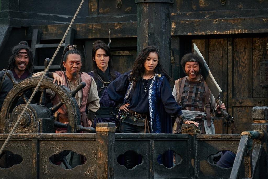 This image provided by Lotte Entertainment shows a scene from "The Pirates: The Last Royal Treasure." (PHOTO NOT FOR SALE) (Yonhap)