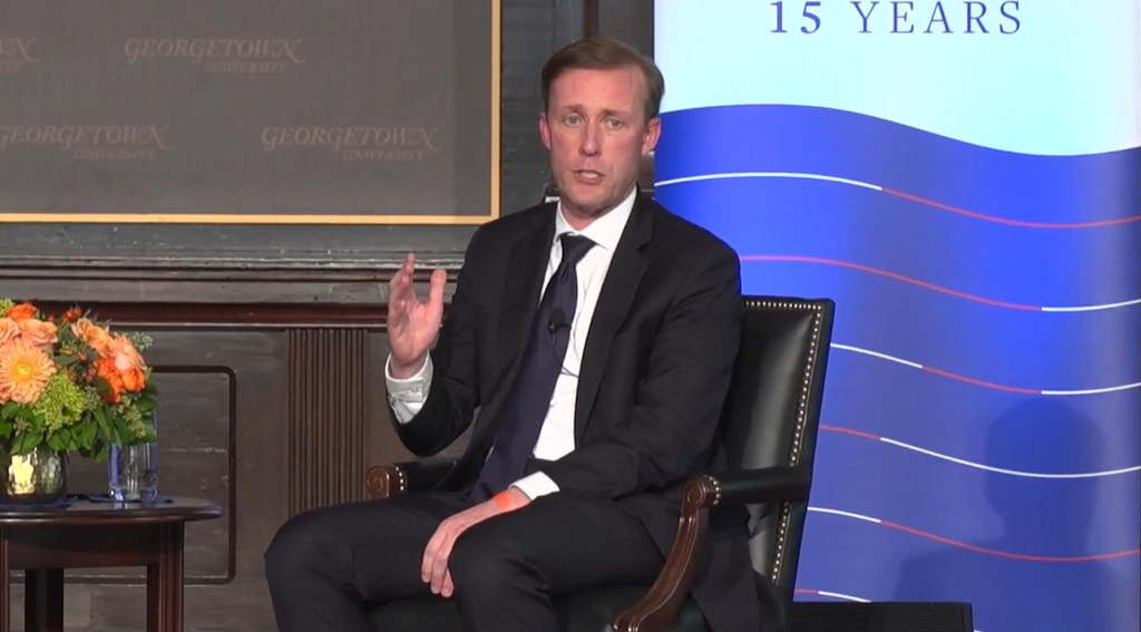 U.S. National Security Advisor Jake Sullivan is seen answering questions in a seminar co-hosted by Georgetown University School of Foreign Service and the Center for a New American Security in Washington on Oct. 12, 2022 in this captured image. (Yonhap)