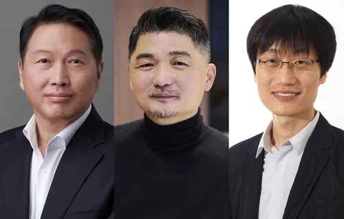 This composite file photo shows SK Group Chairman Chey Tae-won (L), Kakao Corp. founder Kim Beom-su (C) and Naver Corp. founder Lee Hae-jin. (Yonhap)