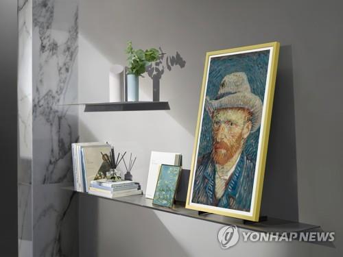 Samsung's The Frame TV is shown in this photo provided by the company on Nov. 25. 2021. (PHOTO NOT FOR SALE) (Yonhap)