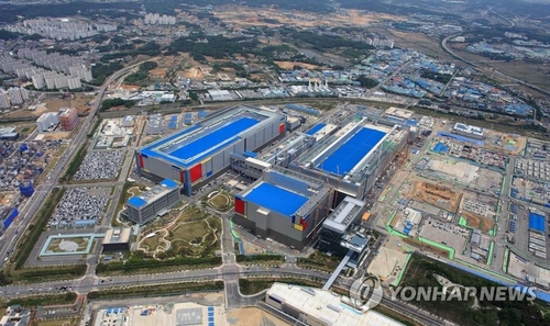  Samsung, SK hynix breathe sigh of relief as U.S. 'guardrails' are less tough than feared