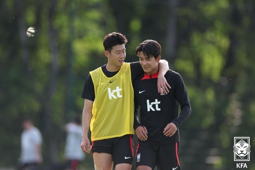 Tottenham: Heung-min Son talks up Jurgen Klinsmann era at South Korea after  talks with Spurs officials