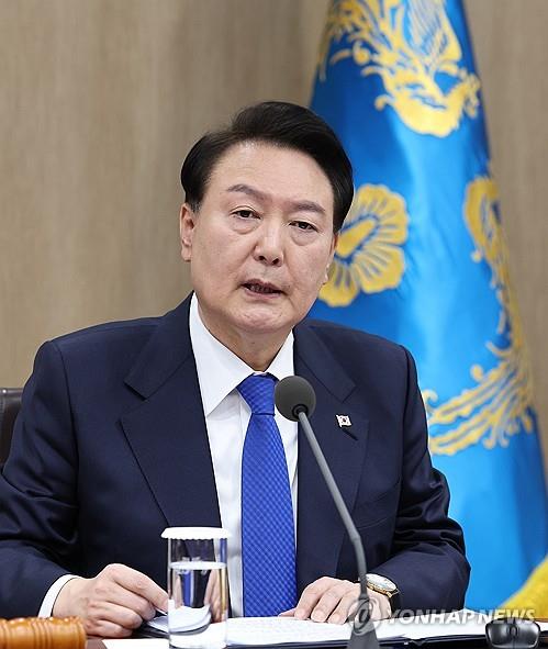 President Yoon Suk Yeol speaks during a Cabinet meeting at the presidential office in Seoul on Nov. 28, 2023. (Yonhap)