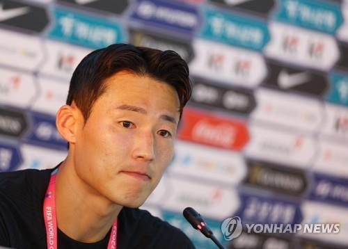 (LEAD) S. Korean football player returns home after 10-month detention in China | Yonhap News Agency