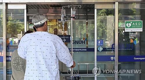 A patient moves at a general hospital in Jinju, southeastern South Korea, on May 16, 2024. (Yonhap)