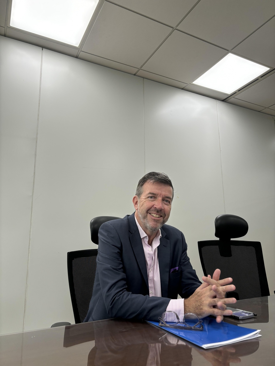 James Heenan, representante de la Oficina de Derechos Humanos de la ONU en Seúl, habla durante una entrevista con la Agencia de Noticias Yonhap en Seúl el 5 de junio de 2024. (Yonhap) 