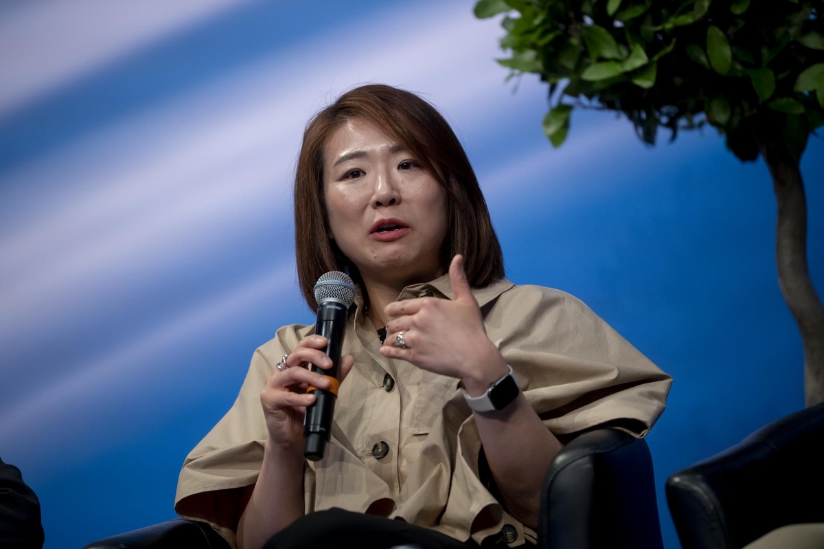 Lee Joo-hwa, head of automotive cybersecurity solutions provider Autocrypt's European headquarters, speaks at the 2025 International Transport Forum (ITF) Summit in Leipzig, Germany, on May 21, 2025, in this photo provided by the ITF. (PHOTO NOT FOR SALE) (Yonhap)