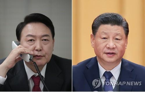 Photomontage montrant le président Yoon Suk-yeol (à gauche) et le président chinois Xi Jinping. (Yonhap)