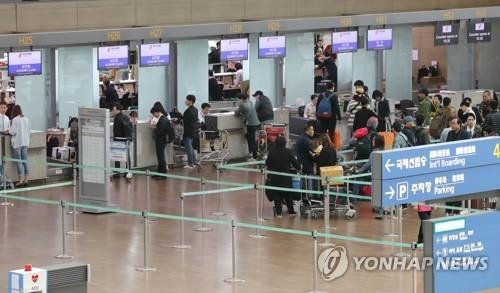 中国人観光客が大幅に減った。仁川国際空港にある中国の航空会社のカウンターもすいている（資料写真）＝（聯合ニュース）