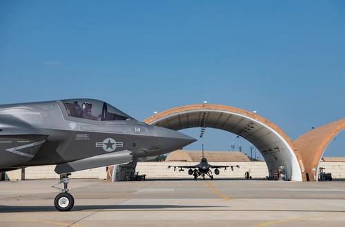 群山基地に着陸した米軍のＦ３５Ｂ（米第７空軍のホームページから）＝（聯合ニュース）≪転載・転用禁止≫