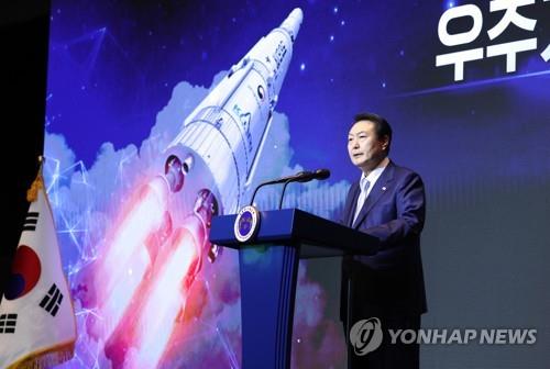 ３２年に月・４５年に火星着陸　韓国大統領が「宇宙ロードマップ」発表