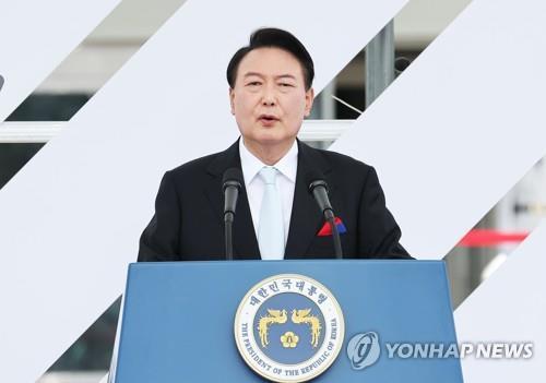 ８月１５日の光復節（日本による植民地支配からの解放記念日）の演説で北朝鮮に「大胆の構想」を提案する尹大統領＝（聯合ニュース）