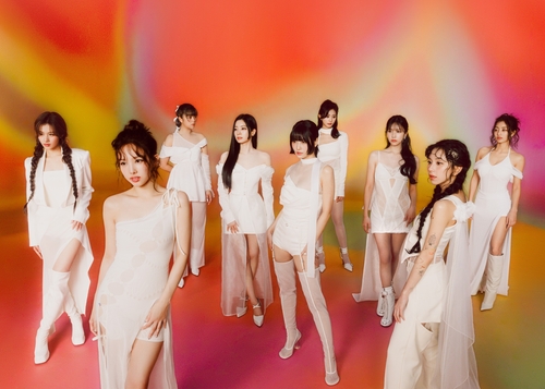 twice (トゥワイス) まとめ売りのみ　値下げ中 最終値下げ］TWICEモモトレカまとめ売り(おまけあり) - メルカリ